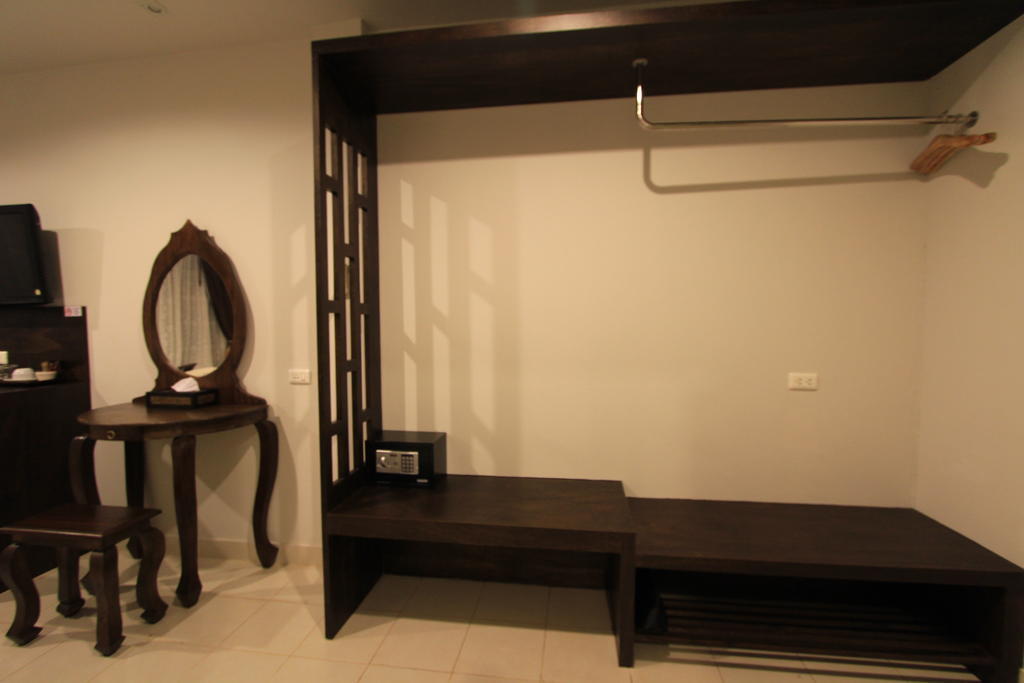 Hotel The Guide Hometel Kata Beach (Phuket)