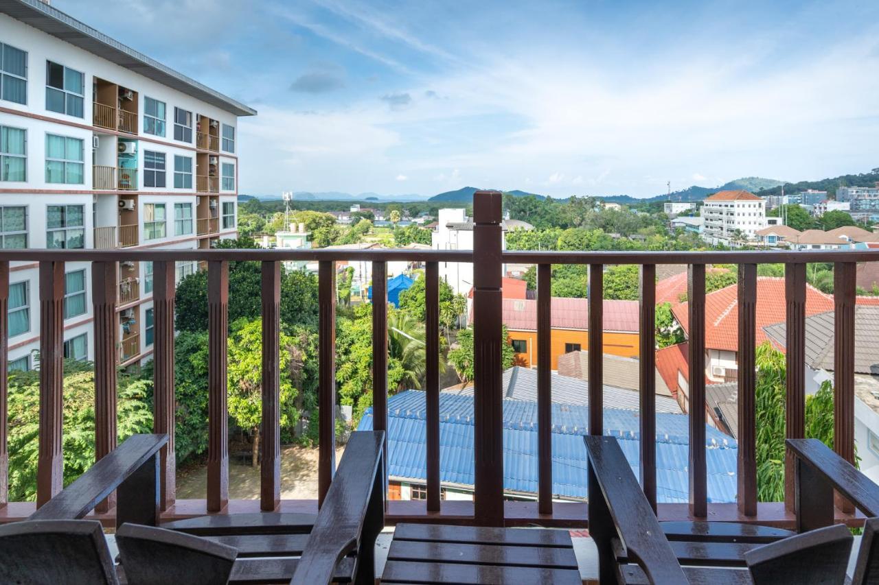 Pool Sea View At Town Phuket
