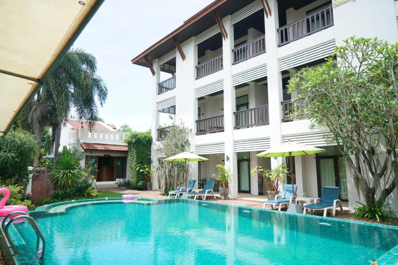 Monaburi Boutique Rawai