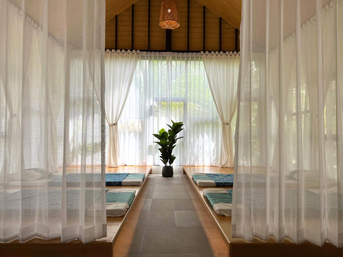 Blu Pine & Pool Access - Sha Phuket