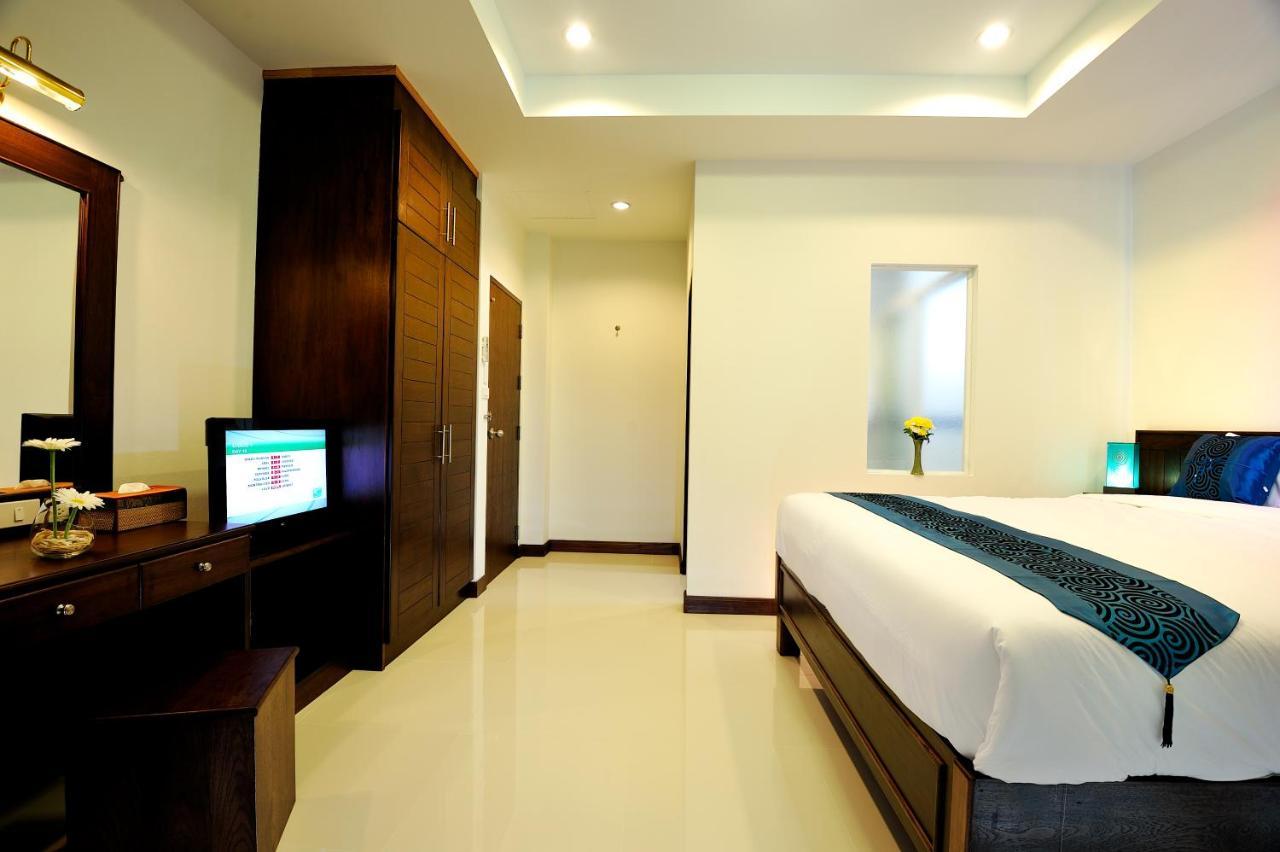 Ruen Buathong Boutique