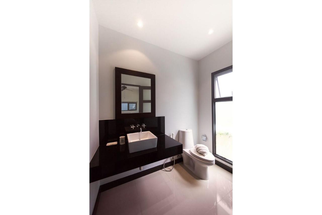 Hanga| 3 Bedroom Private Pool | Onyx By Tropiclook | Naiharn Villa *