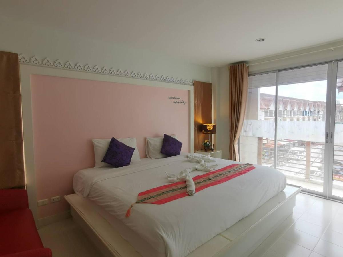 Phuket Racha * Kata Beach (Phuket)