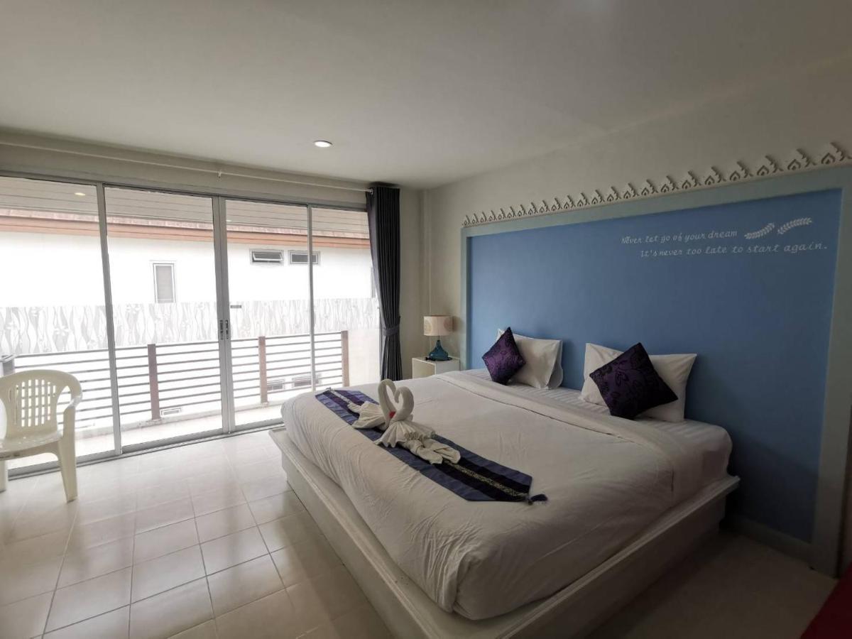 Phuket Racha * Kata Beach (Phuket)