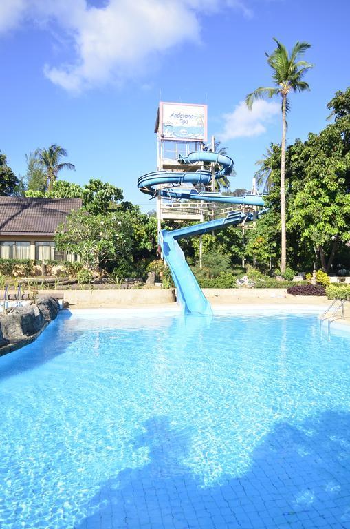 Phuket Siray Hut 2*