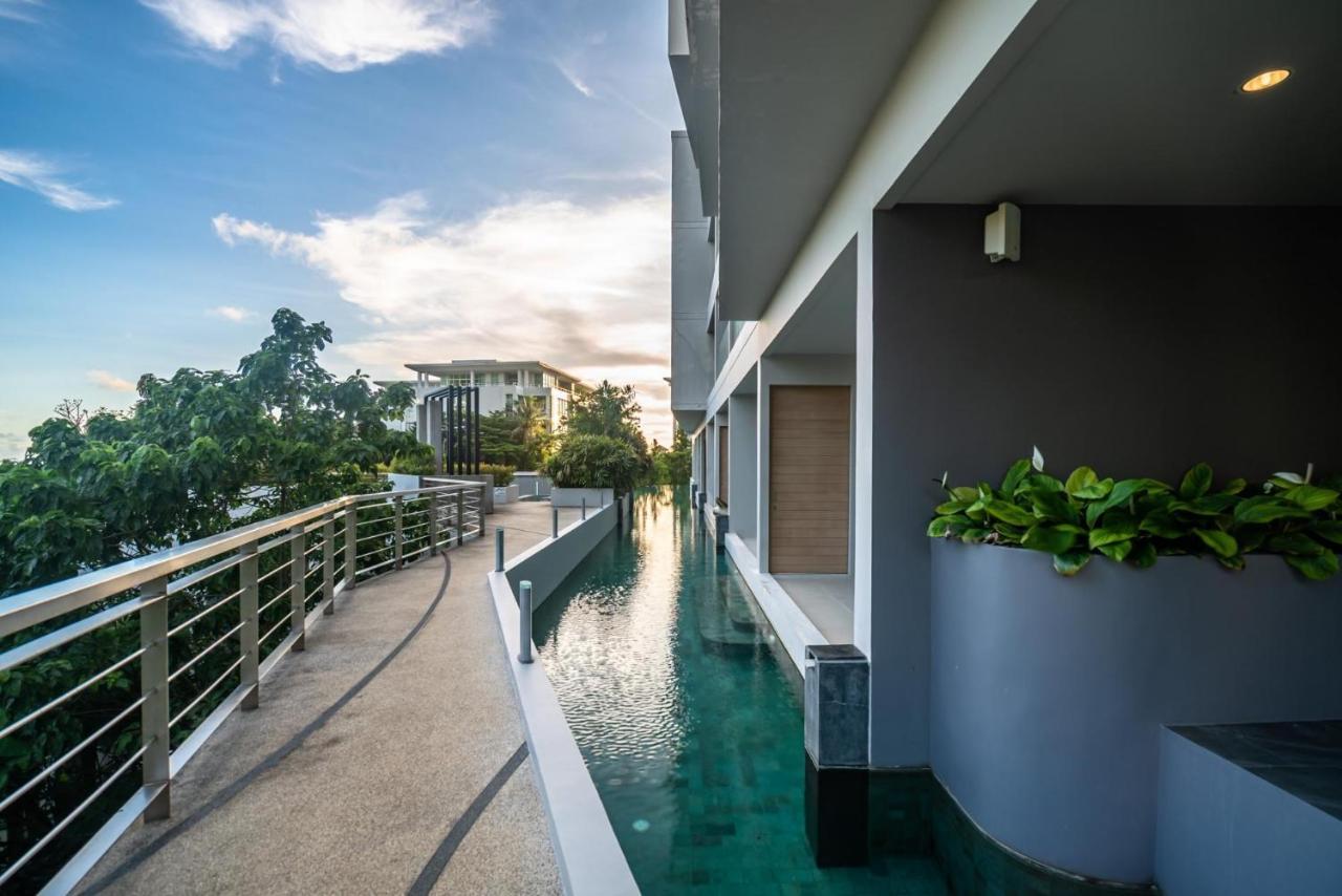 The Ark At Veloche Group By Lofty