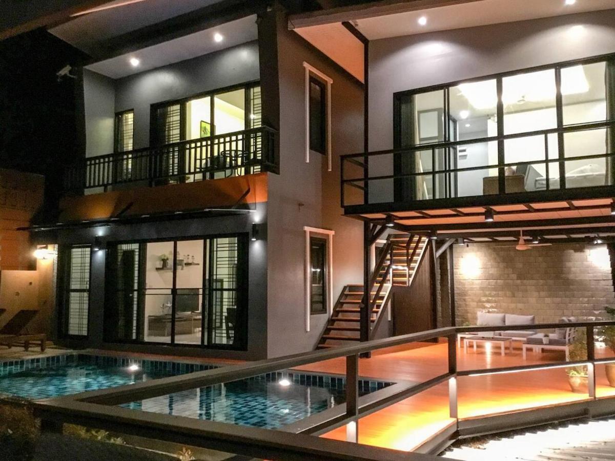 Holiday home Koh Sirey Beachfront Pool *
