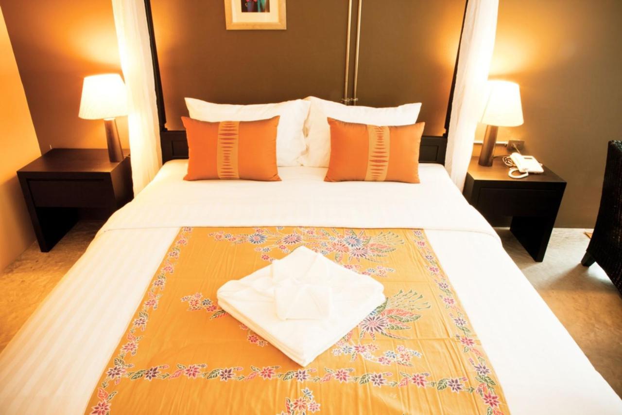 Hotel Baan Phuanda Phuket