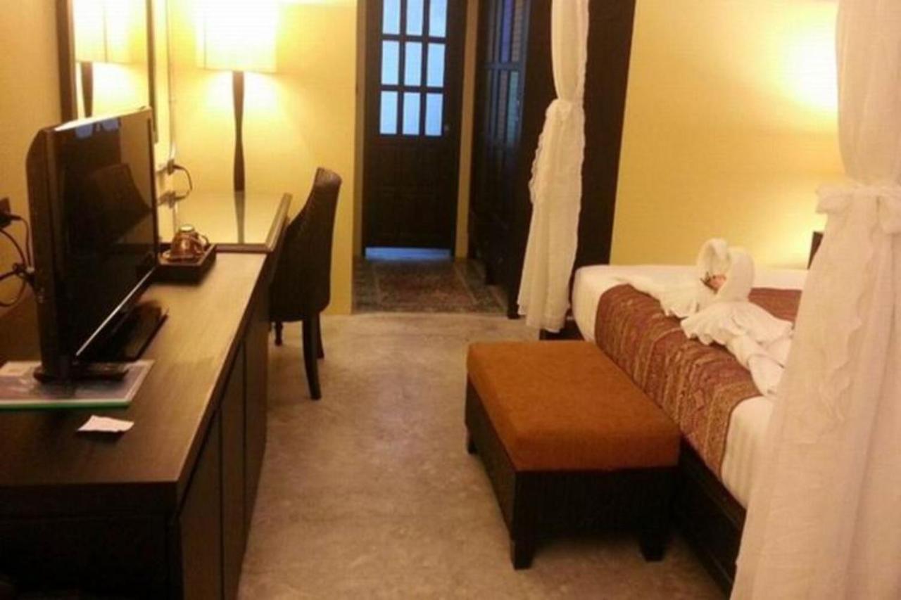 Hotel Baan Phuanda 3*