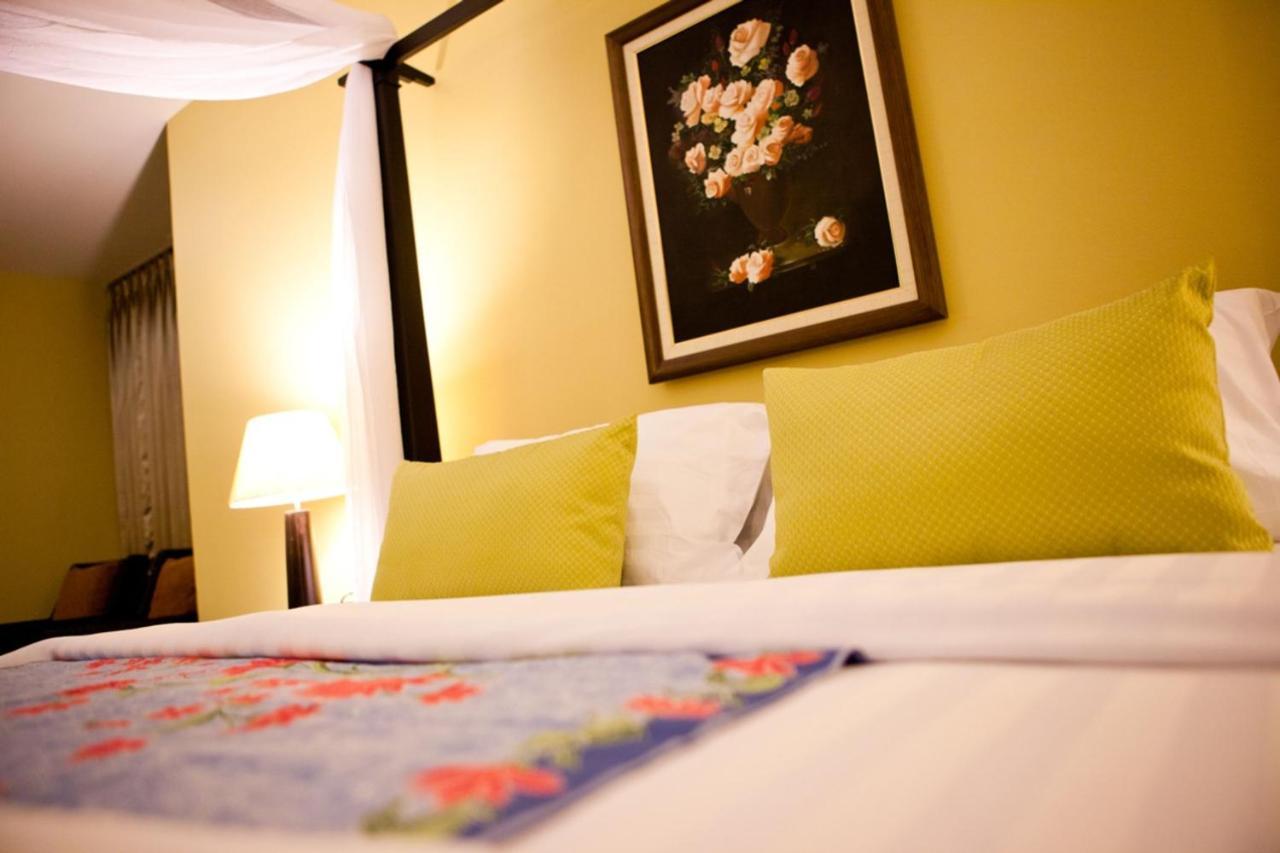 Hotel Baan Phuanda 3*