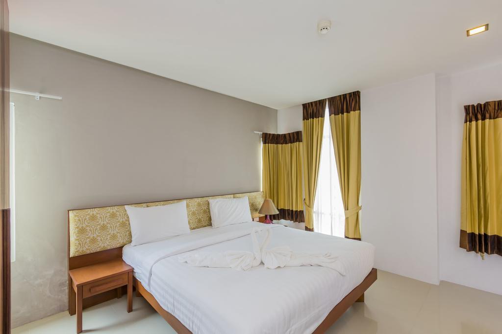 Baan Lukkan Patong 3* Phuket