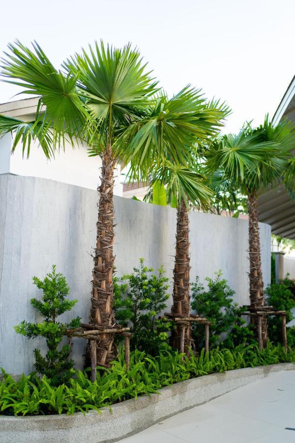 Hotel Panwaburi Beachfront - Sha Extra