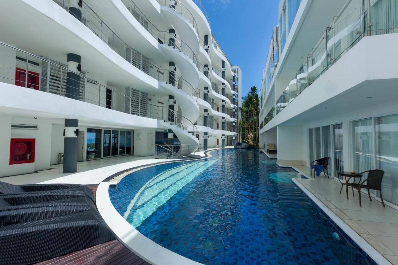 Sunset Plaza By Resava *