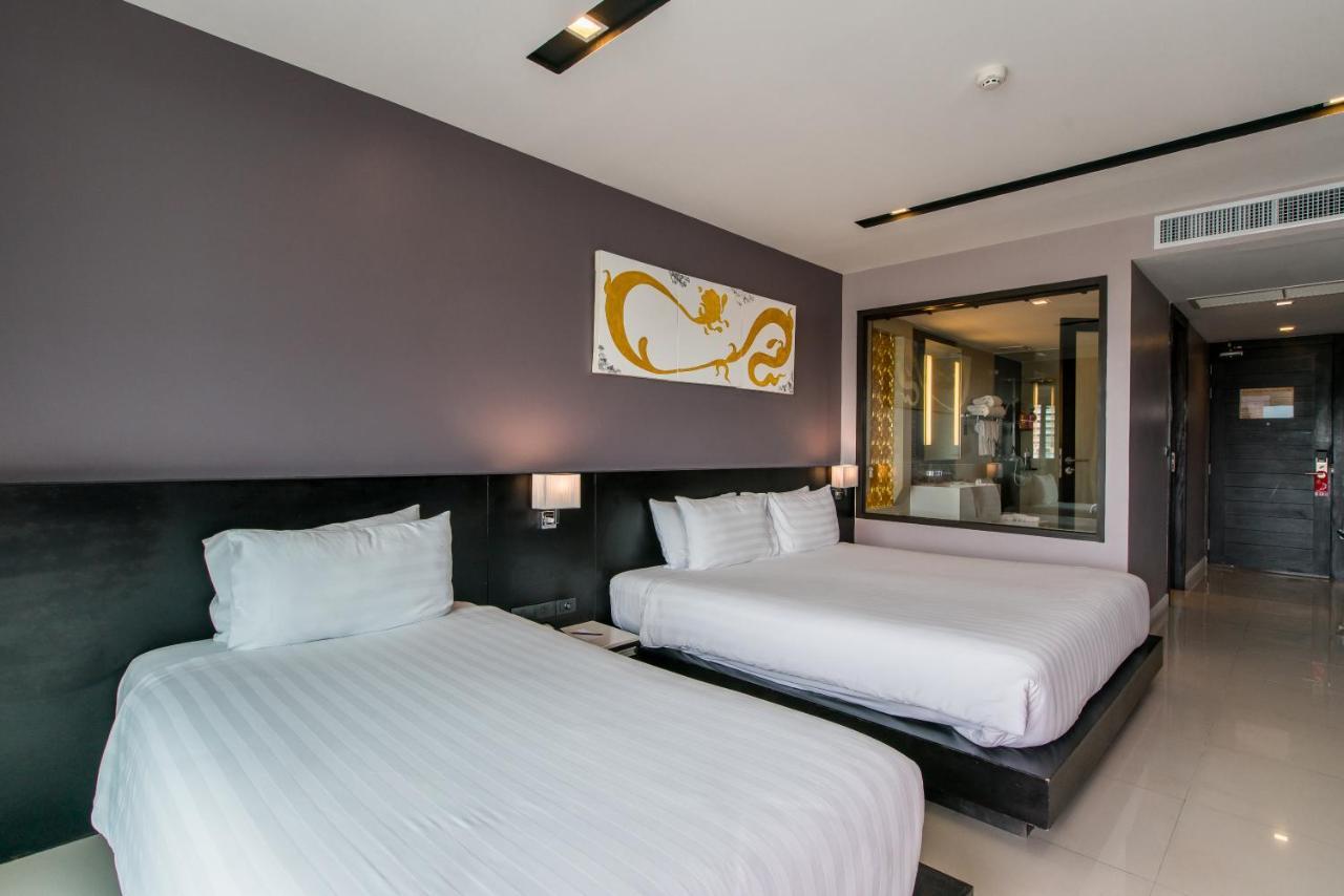 Holiday home With Hot Tub Bath In Front Pa Tong *