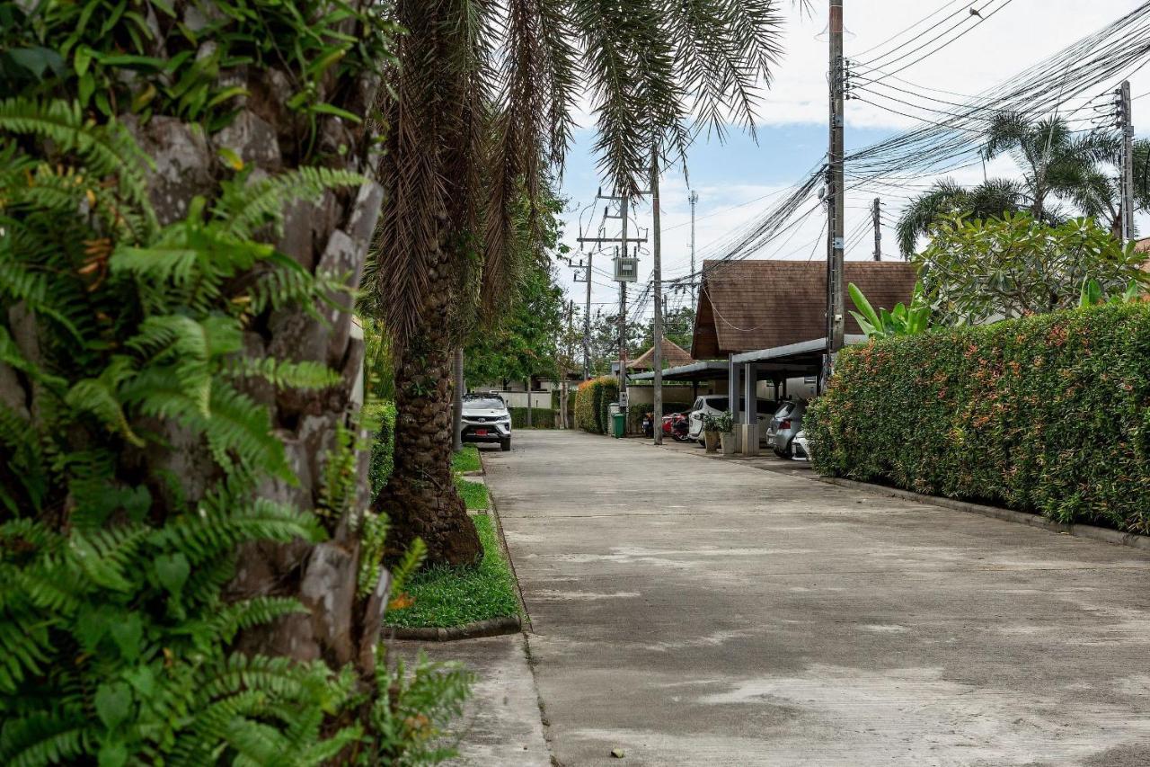 Buton | Private Pool | Kokyang Estate By Tropiclook | Nai Harn