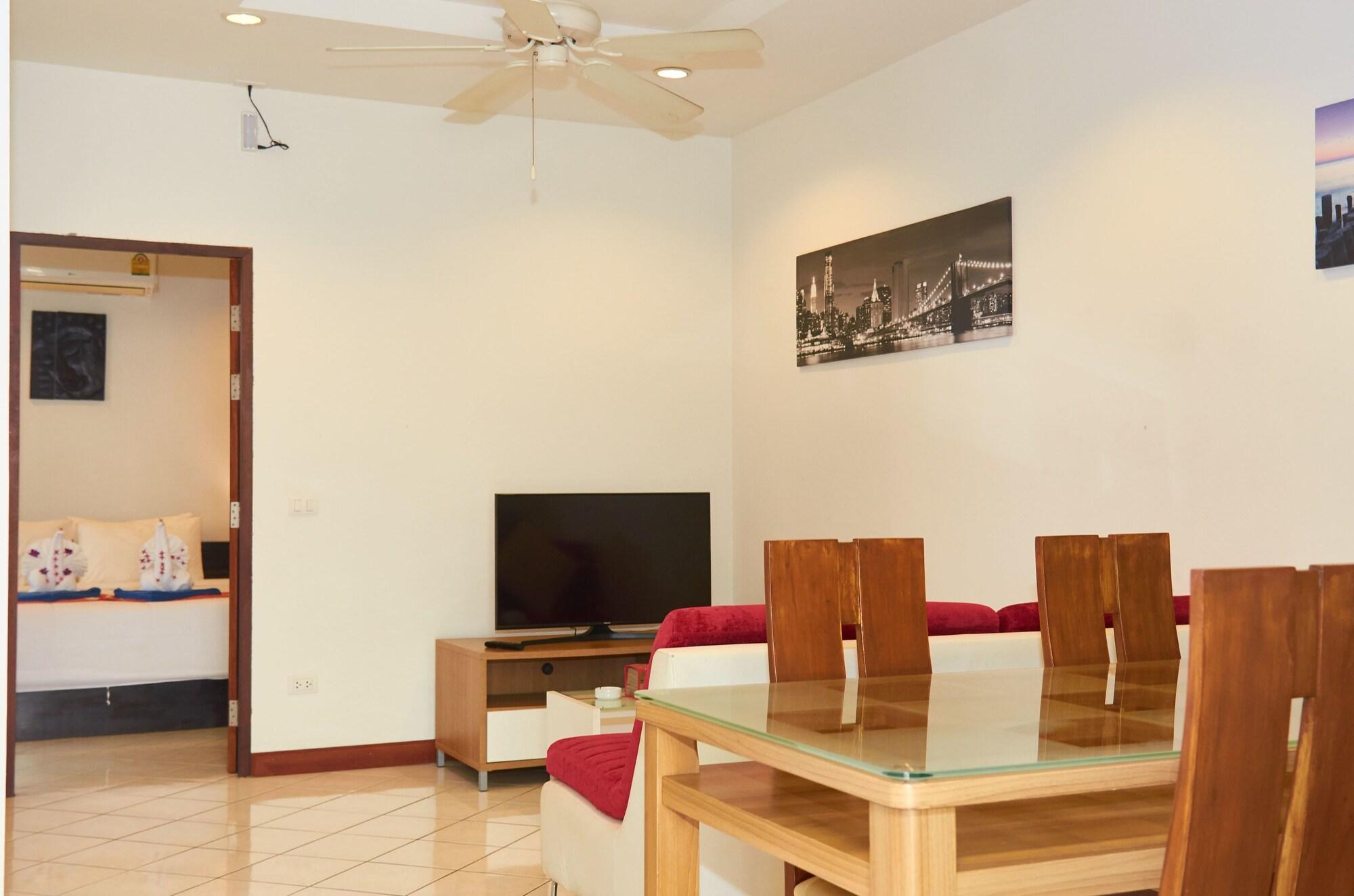 Phuket Riviera Hotel 3*