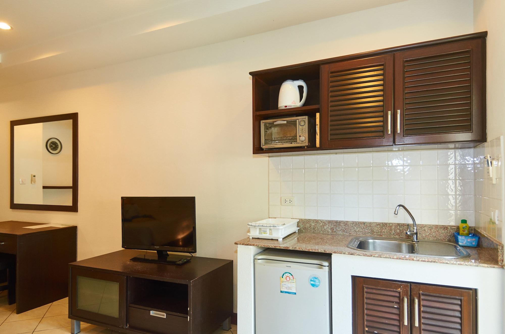 Phuket Riviera Hotel 3*