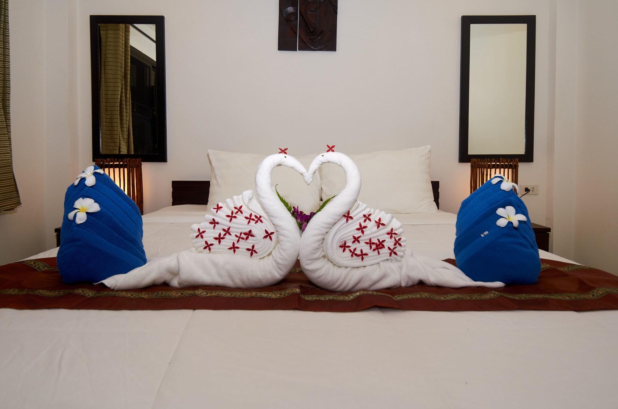 Phuket Riviera Hotel 3*