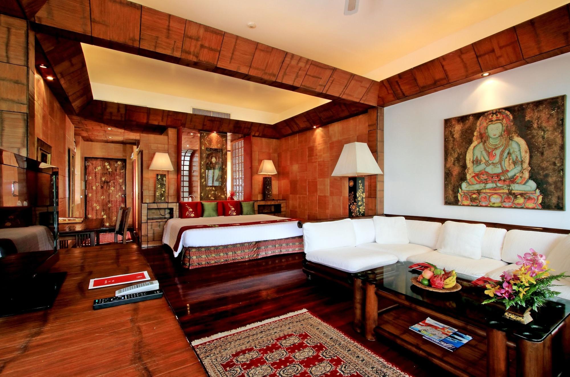 Mom Tri's Royale - Sha 4* Kata Beach (Phuket)