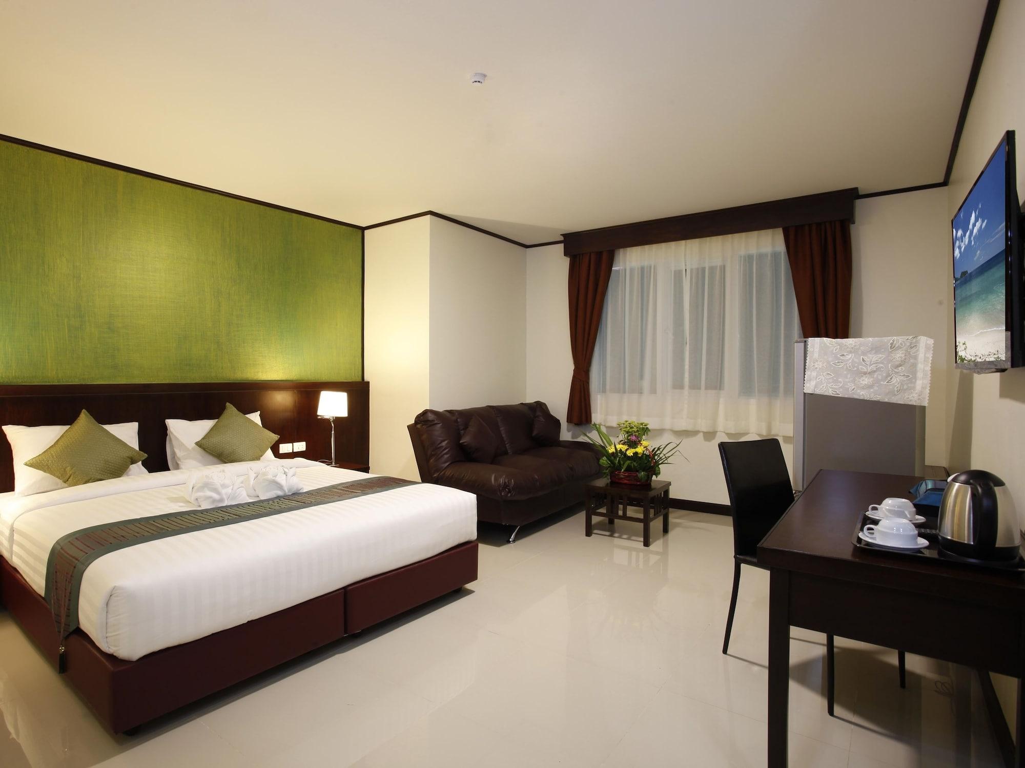 Hotel Orchid Resortel 3*