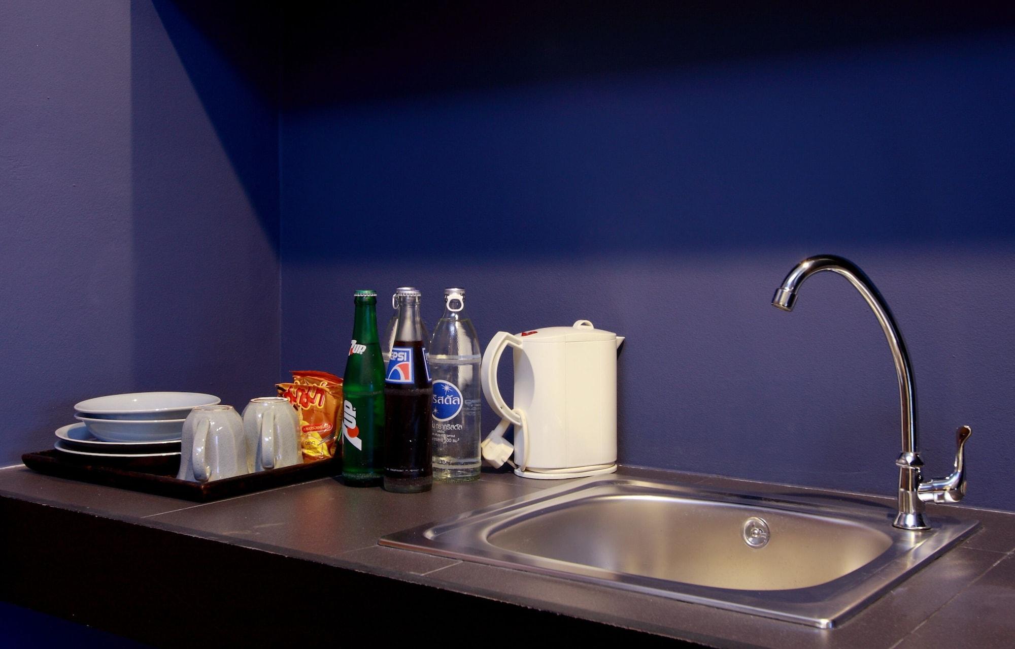 Sino - Sha Hostel Phuket