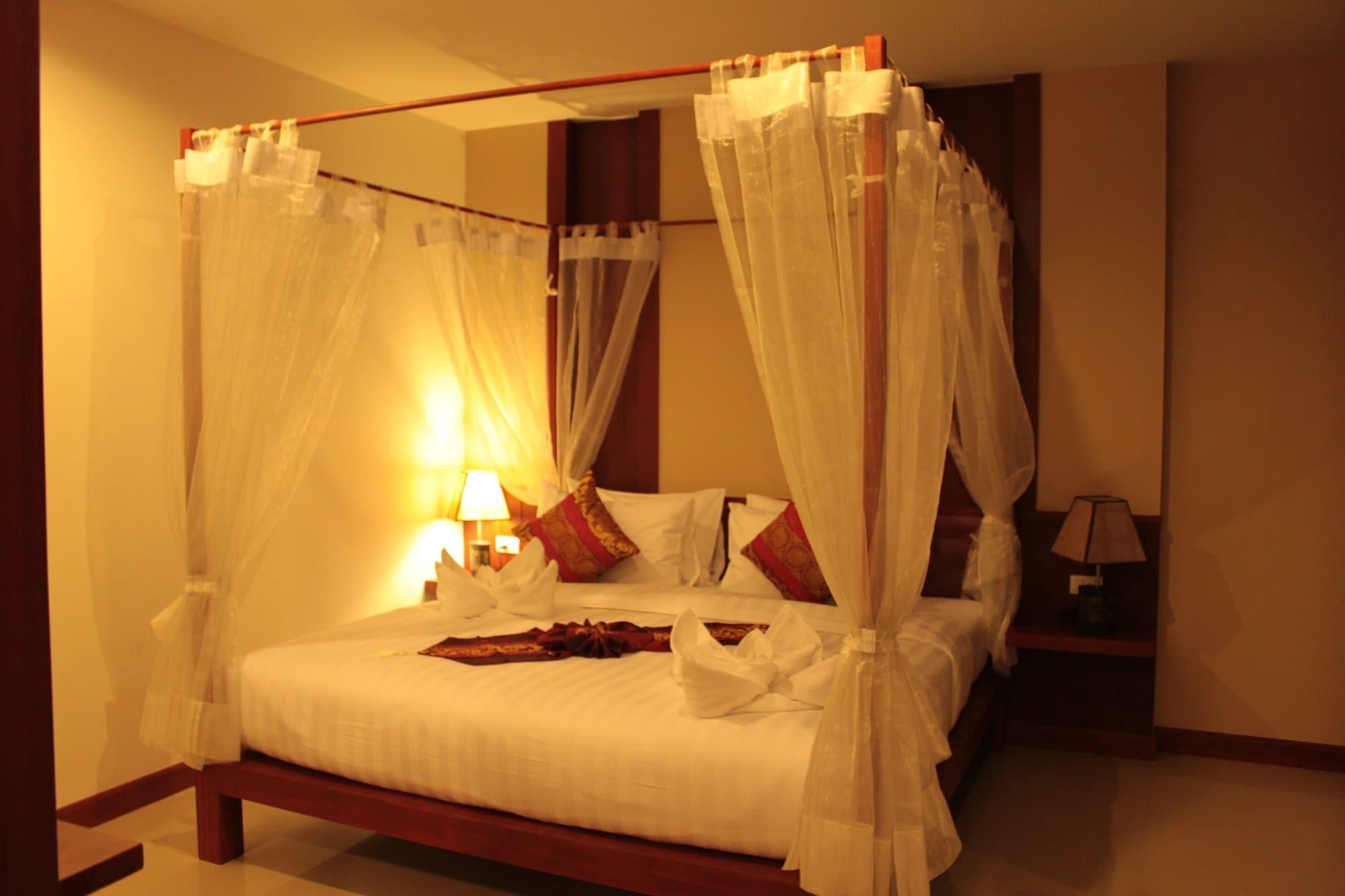 Patong Hemingway's 3* Phuket