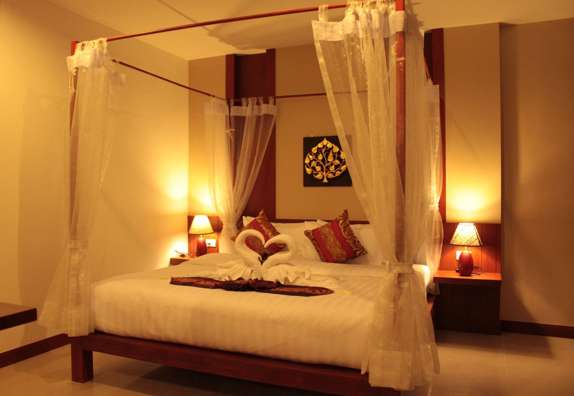 Patong Hemingway's Phuket
