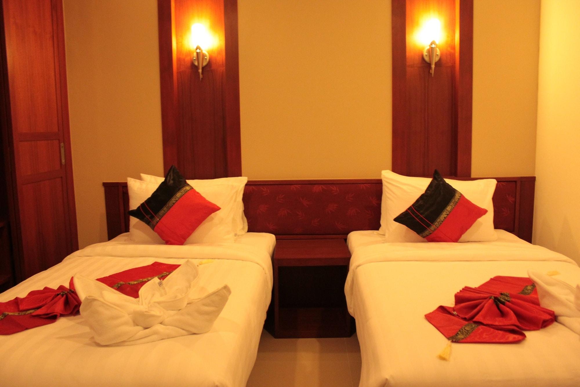 Hotel Patong Hemingway's 3*