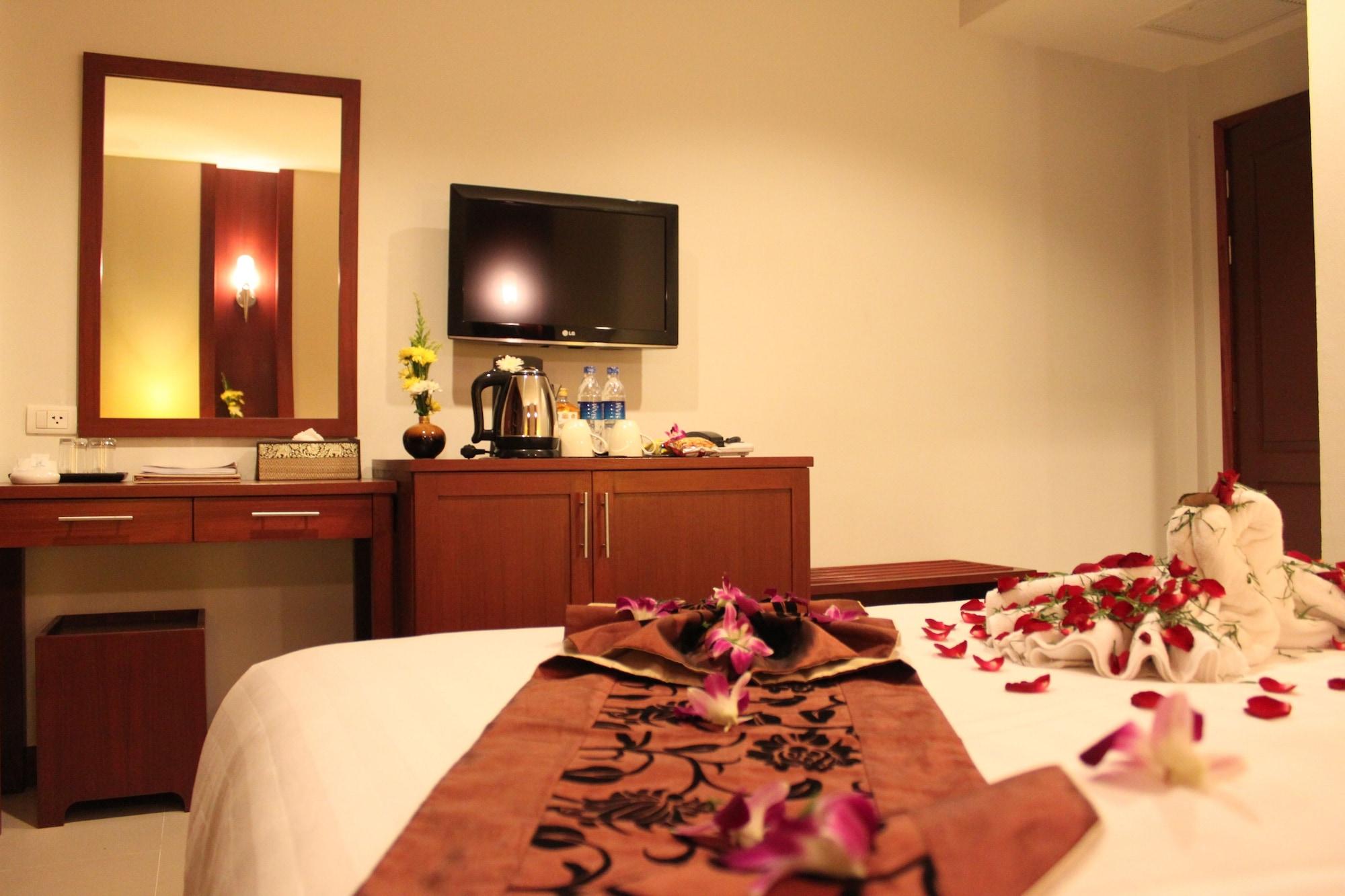 Hotel Patong Hemingway's