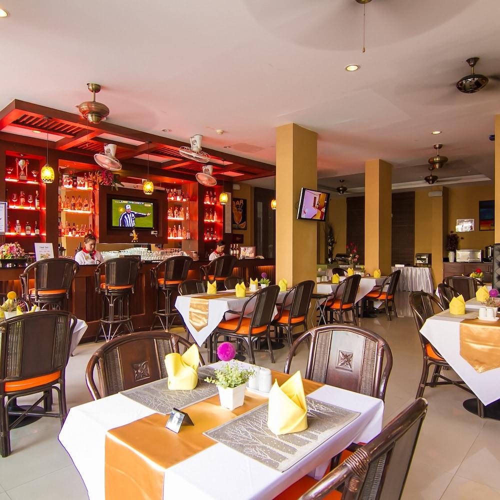 Patong Hemingway's