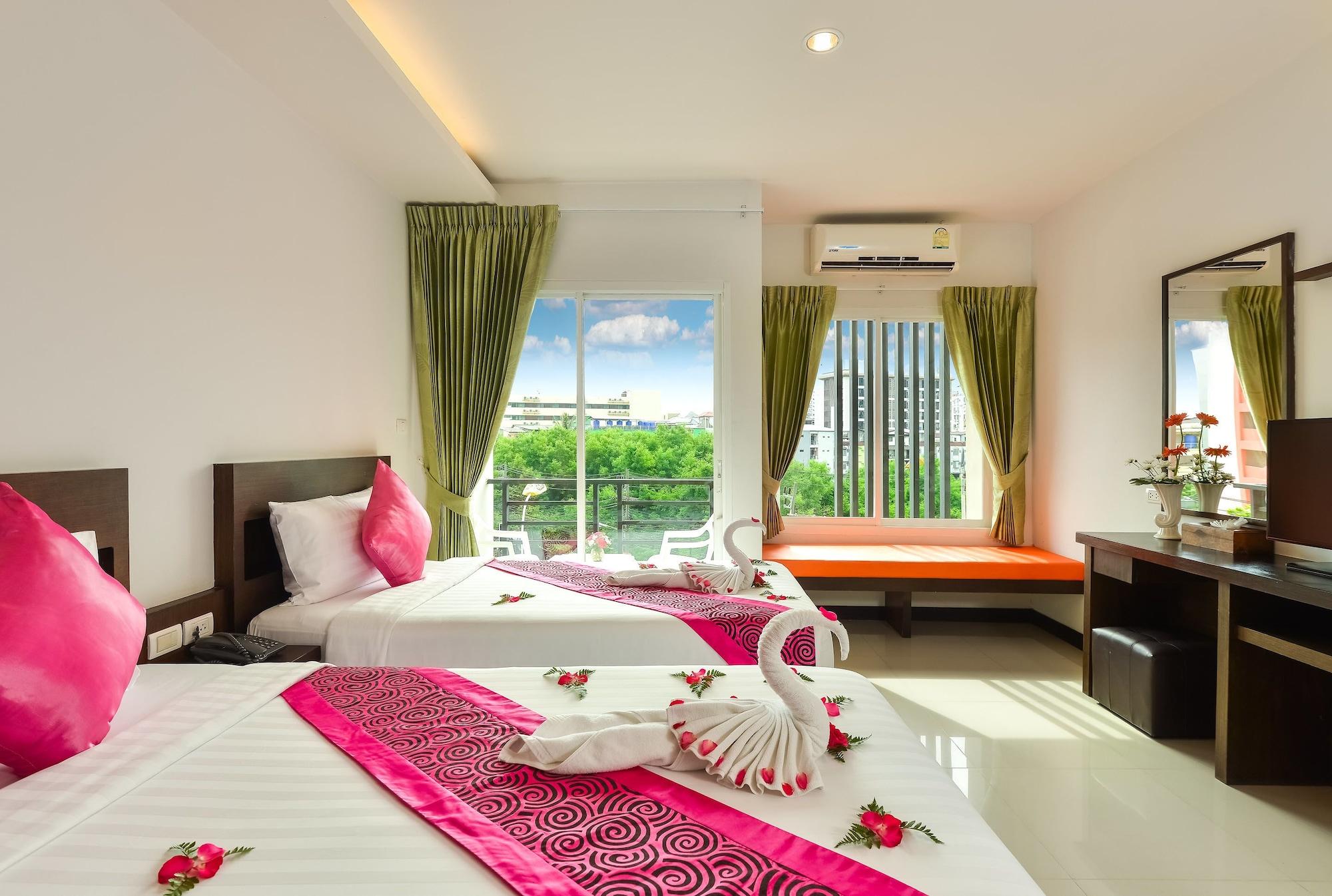 Hotel The Three By Apk 3*