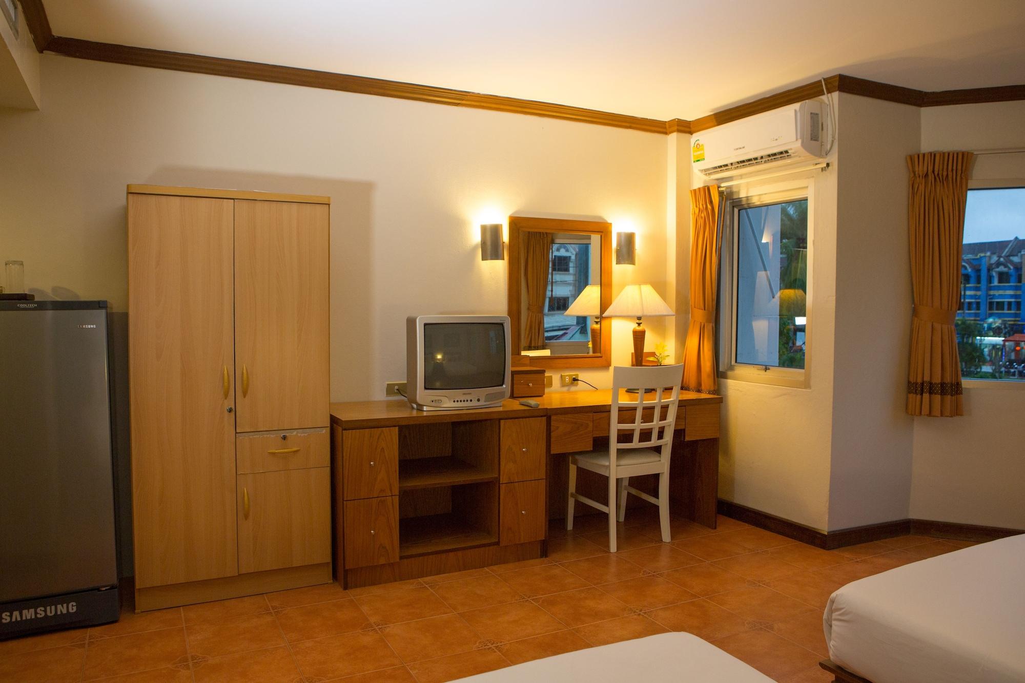 Hotel De 3*