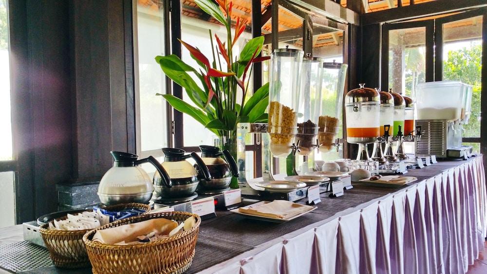 Resort D Varee Mai Khao