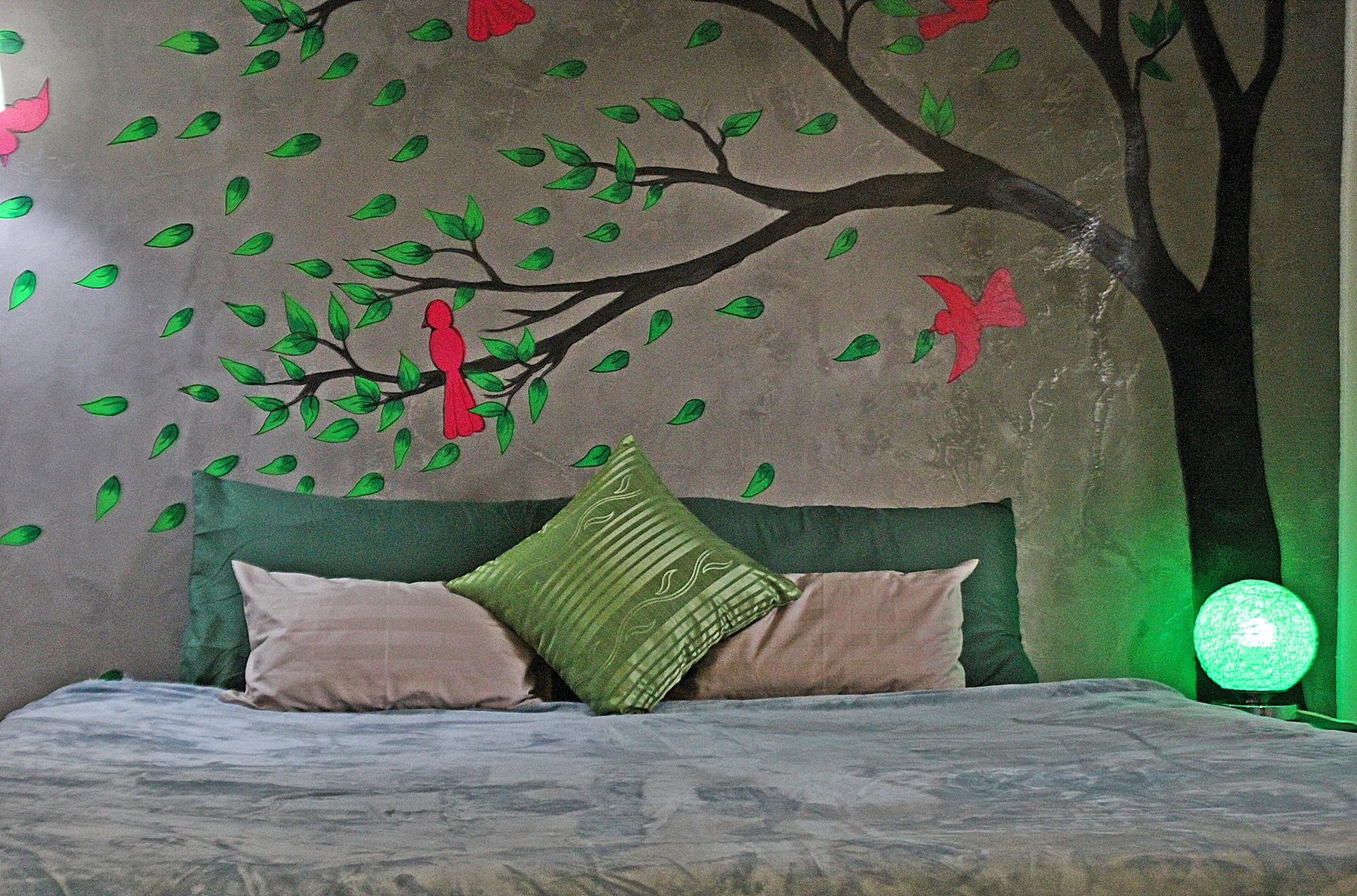 1715 House - White Rhino 3* Rawai