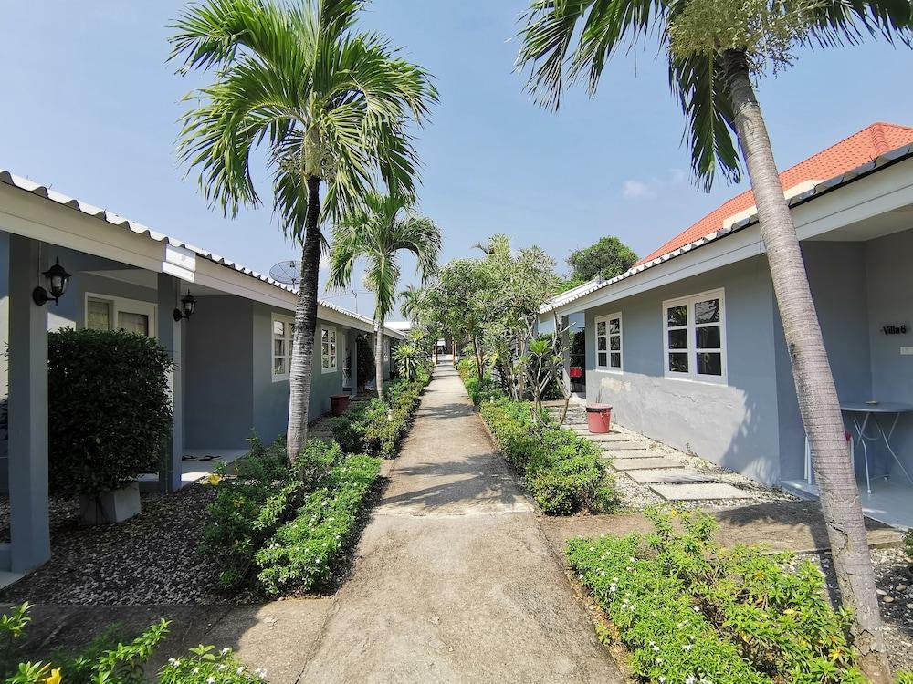 1715 House - White Rhino Resort