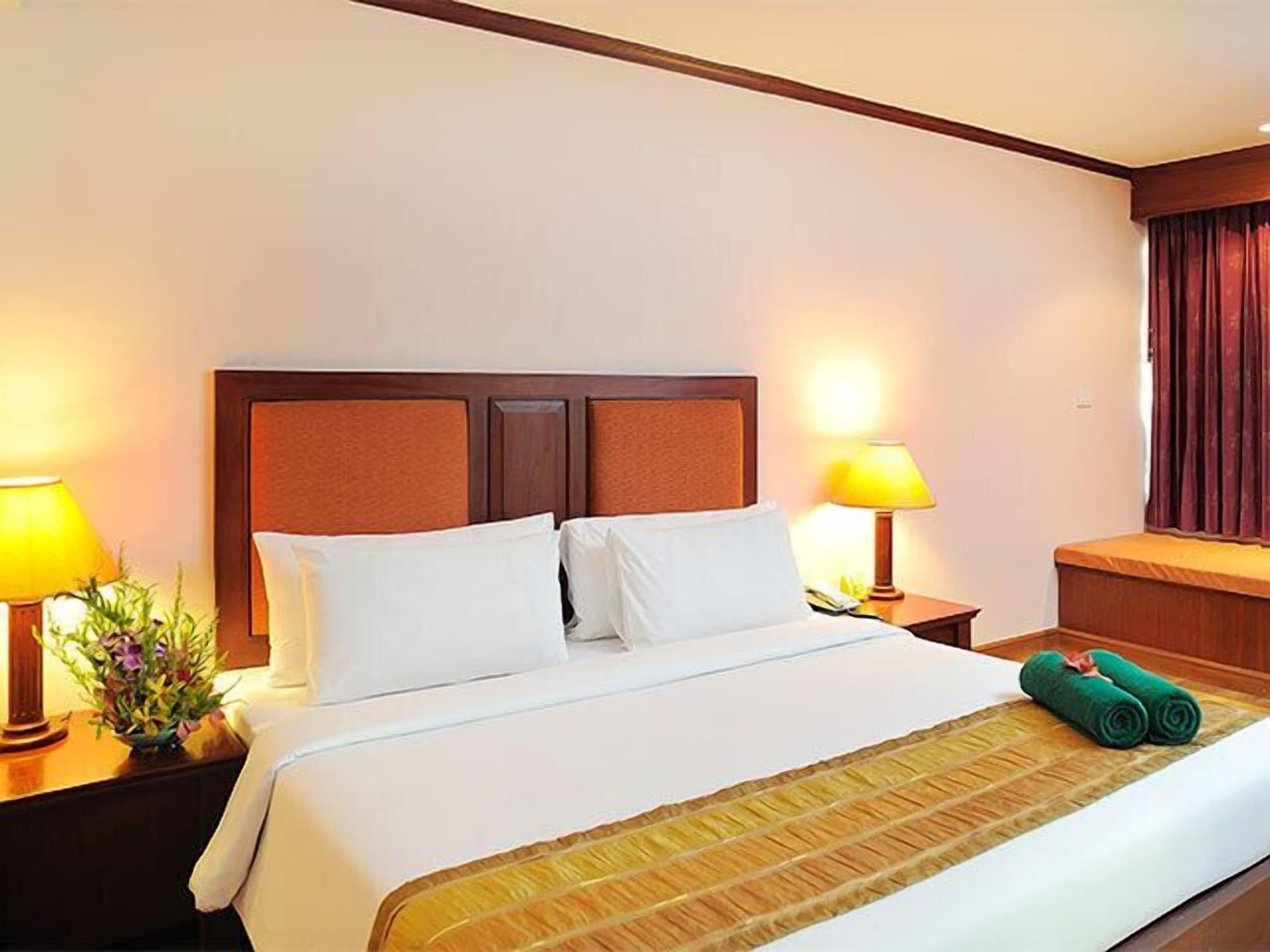 Bauman Grand Patong