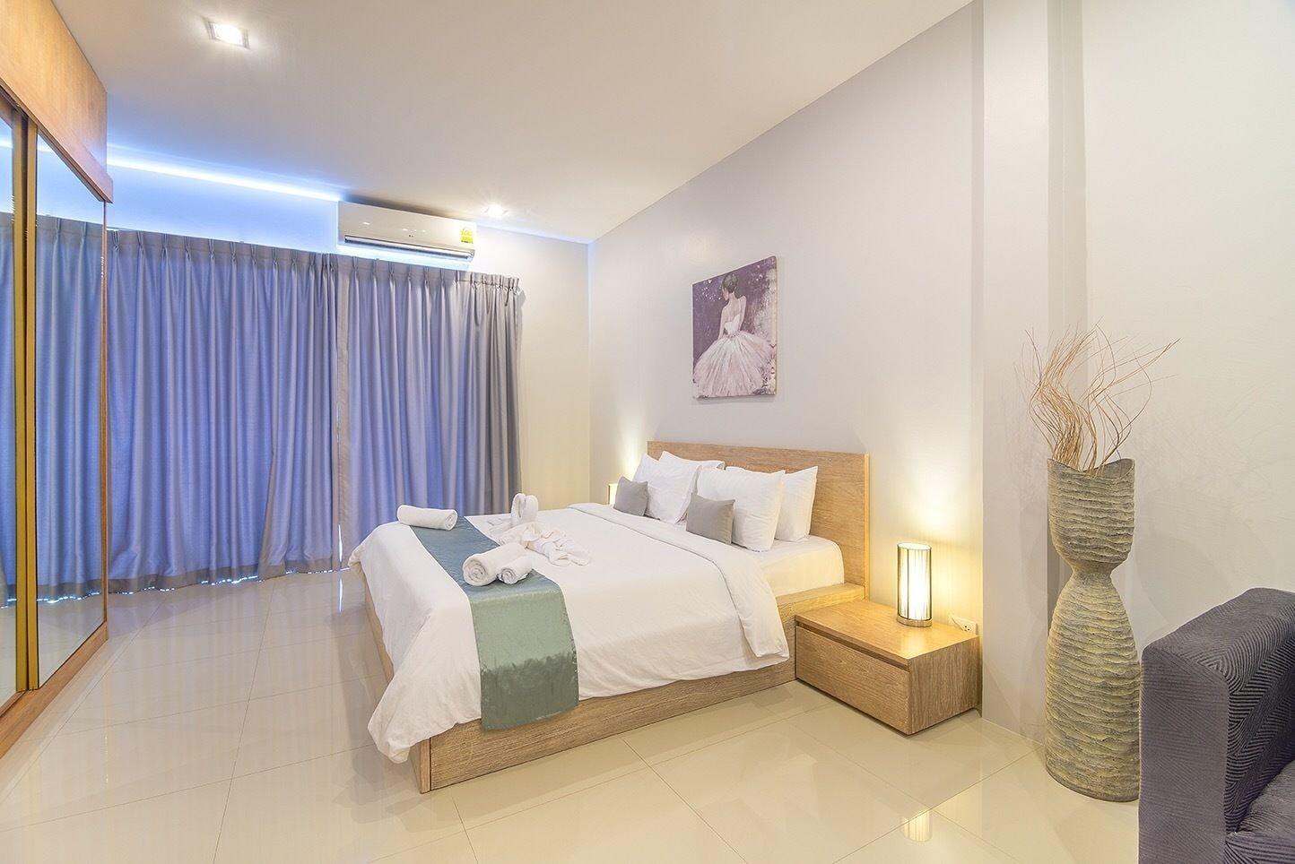 Lemonade Phuket -sha Hotel 3*
