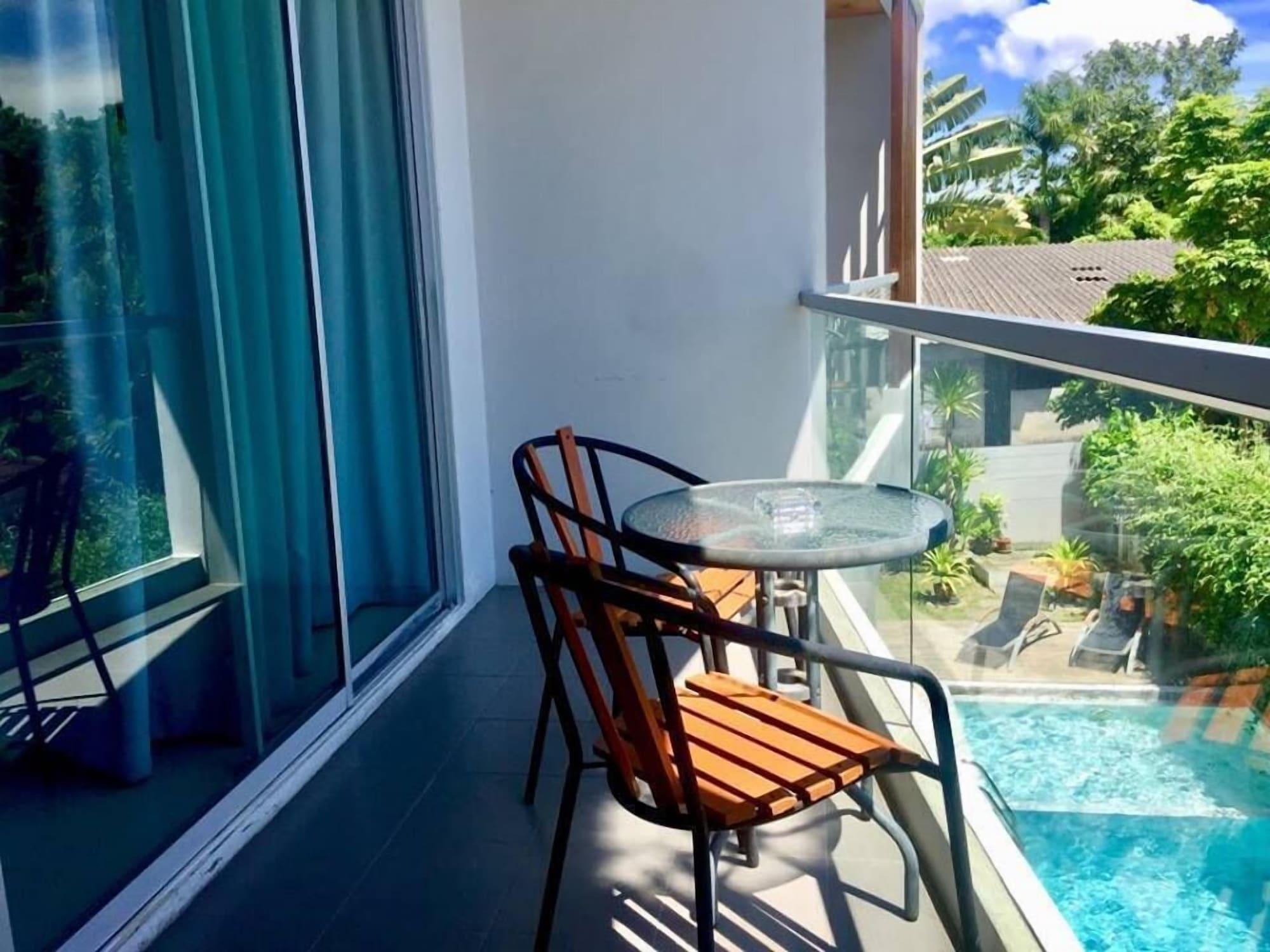 Lemonade Phuket -sha Hotel 3*