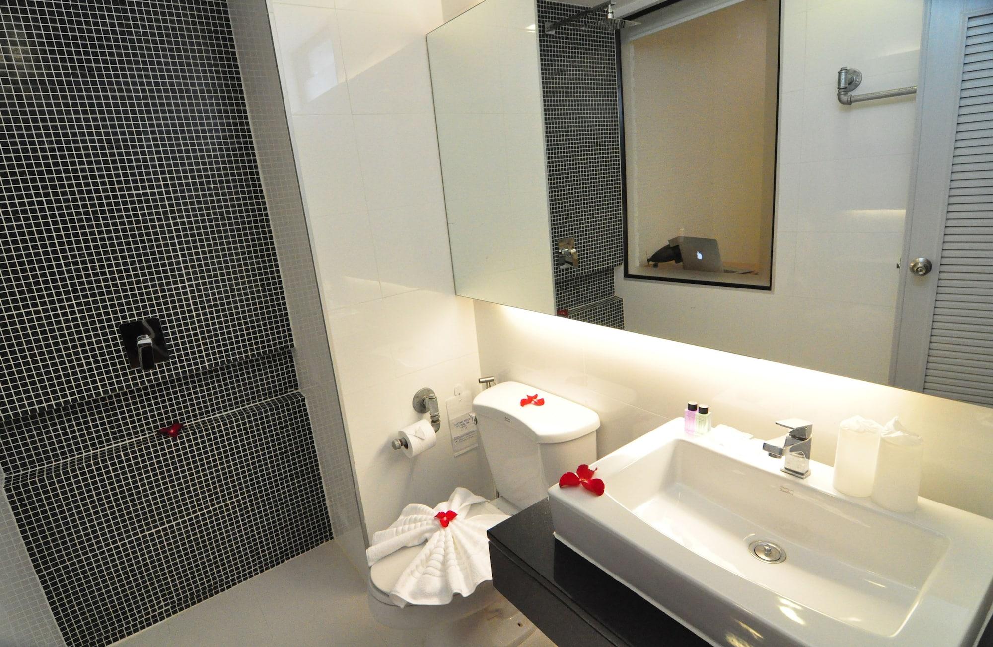 Hotel Forty Winks Phuket