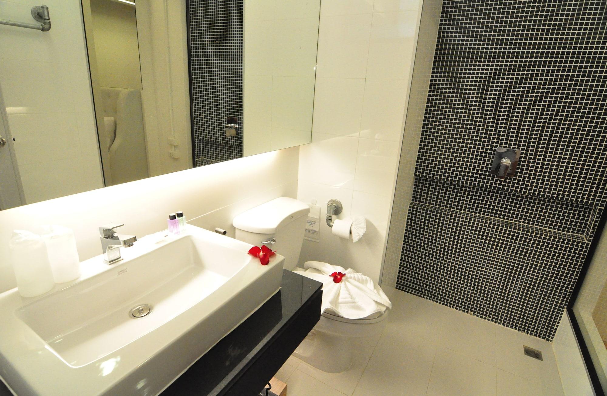 Forty Winks Phuket Hotel 3*