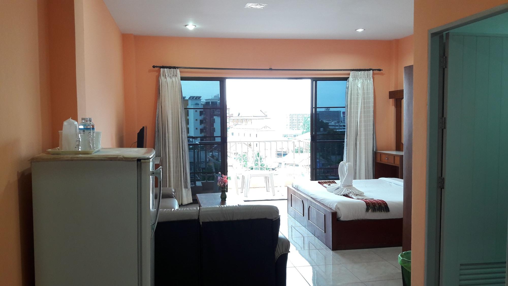 Mango Hotel