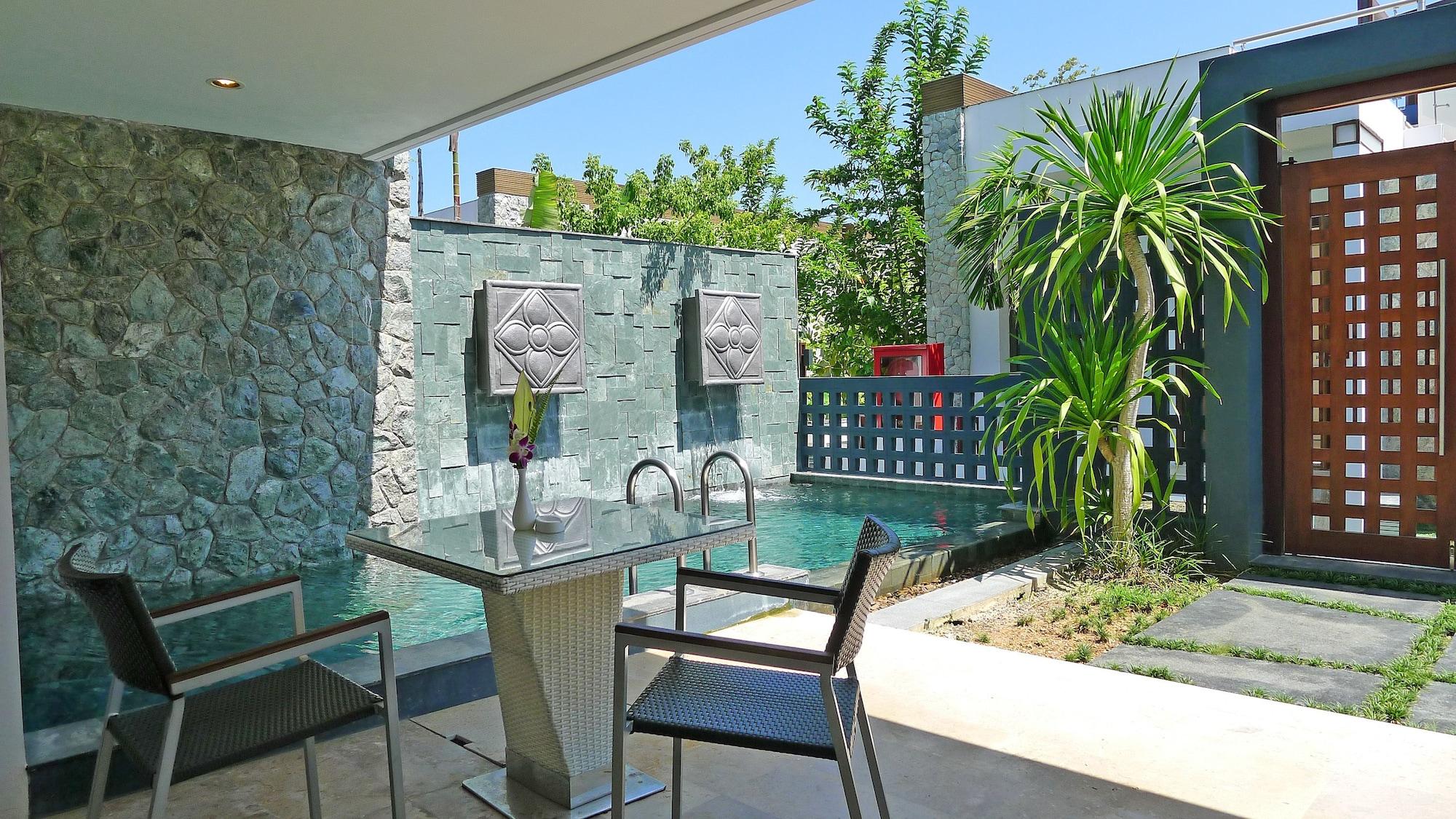 Resort The Nchantra Pool Phuket Koh Sirey