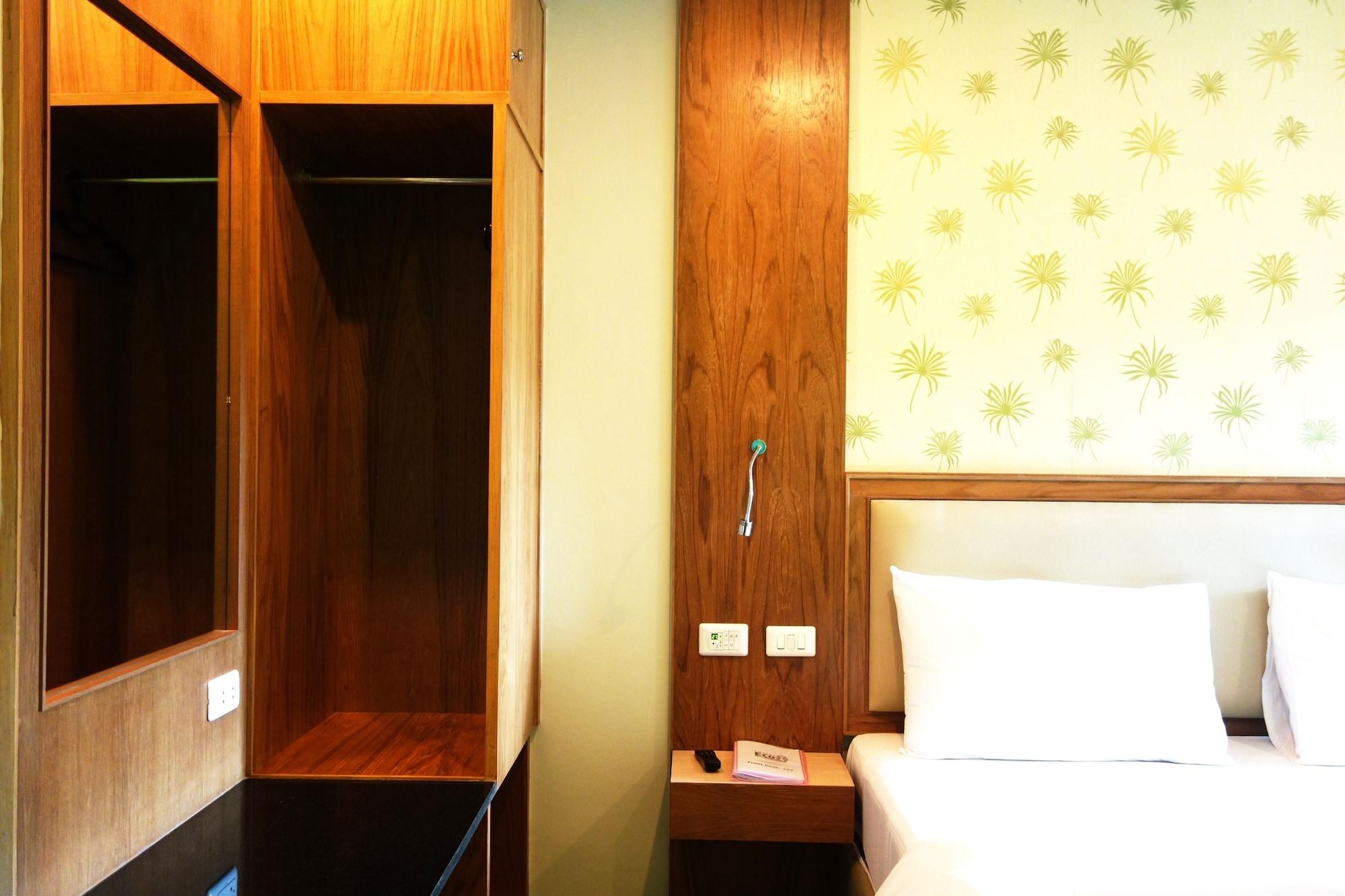 Phuket Ecozy Hotel