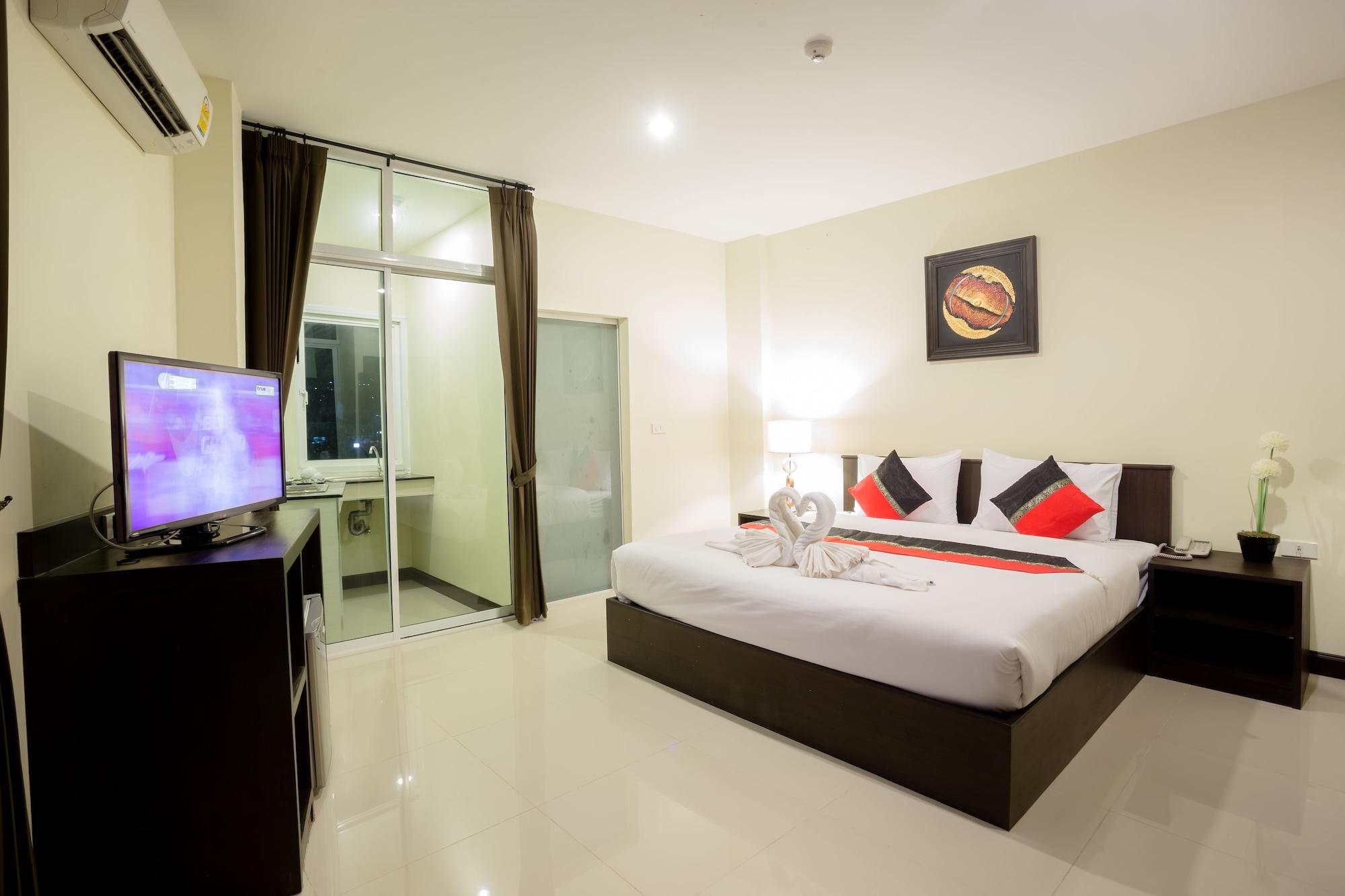 Hotel The Elegant *