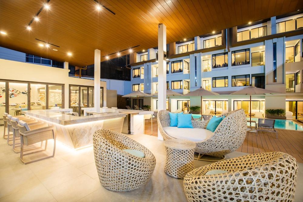 Hotel Liv Phuket Beachfront Patong