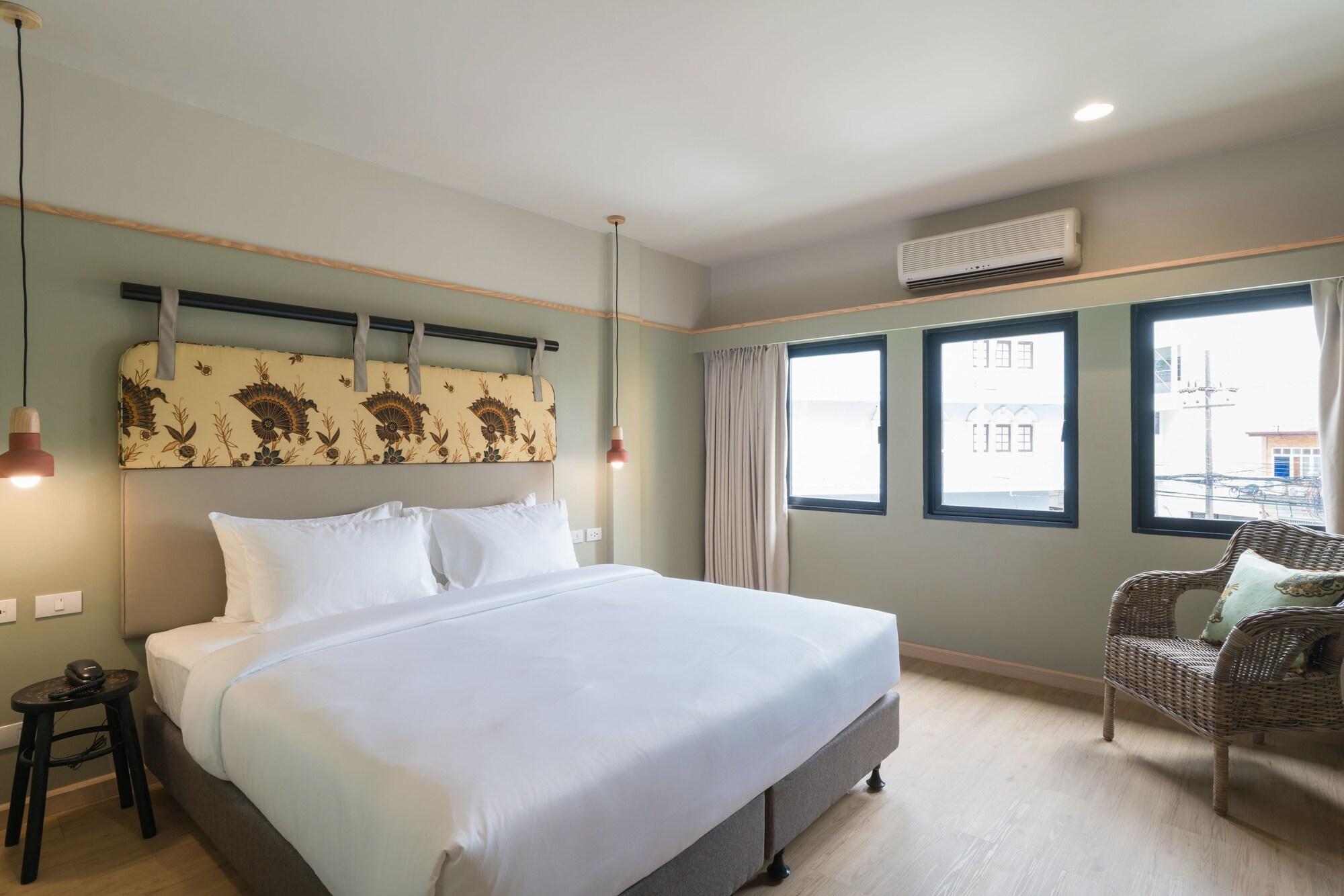 The Blanket Old Town Hotel 4*