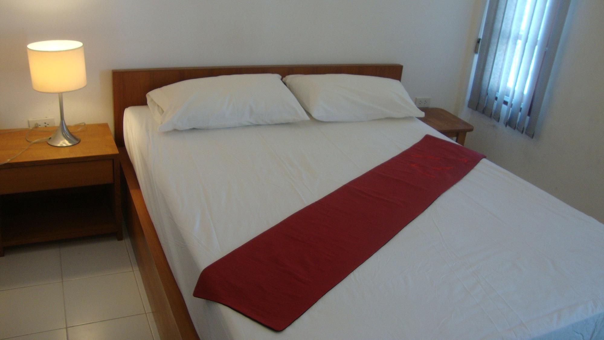 Phuket Phuchada Holiday home *