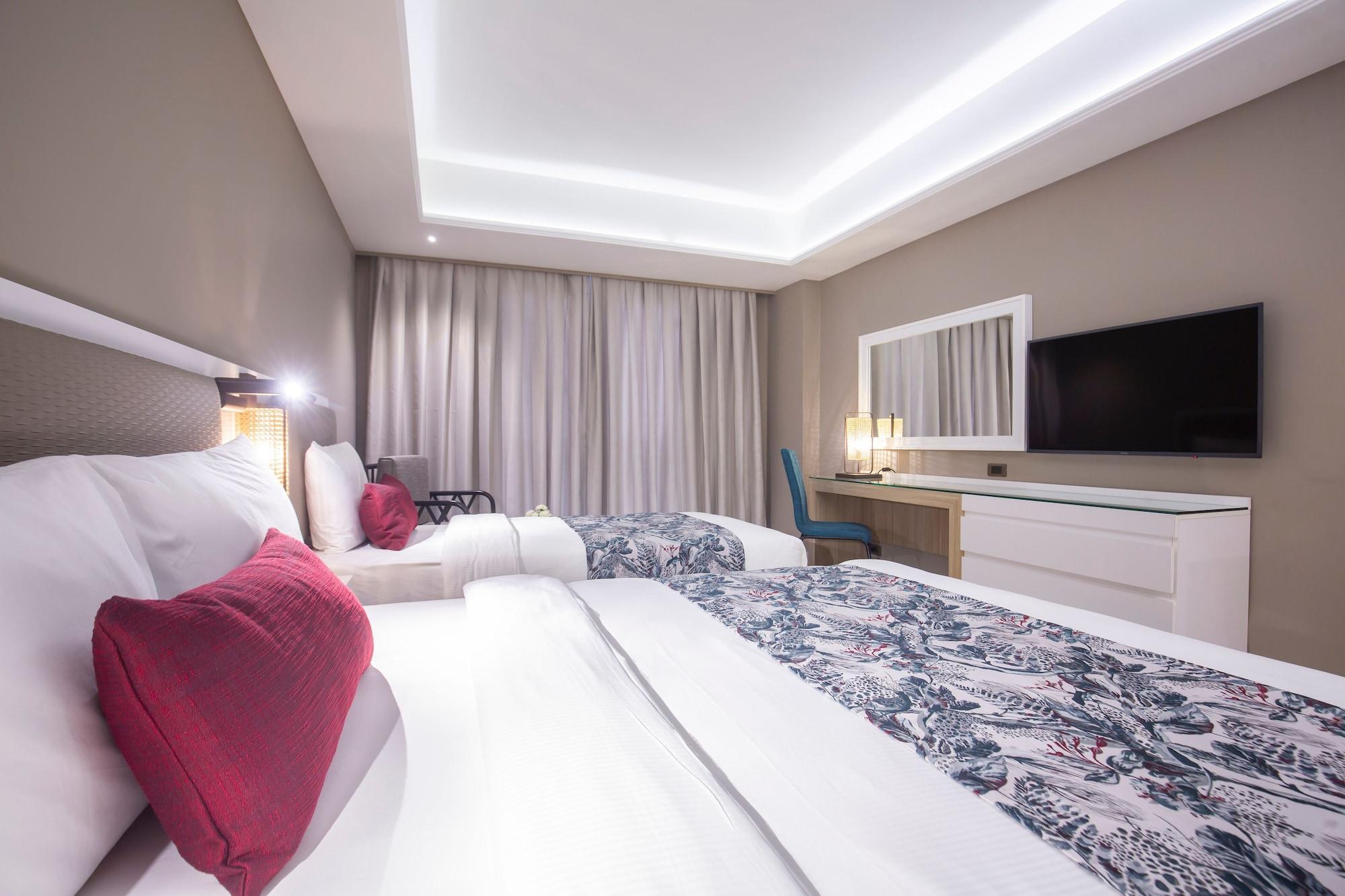 Woovo Phuket - Sha Extra Hotel 4*