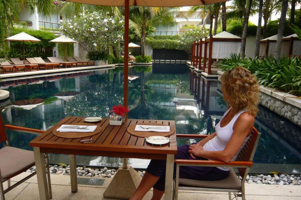 Beachfront 2 Bedroom Luxury Chava