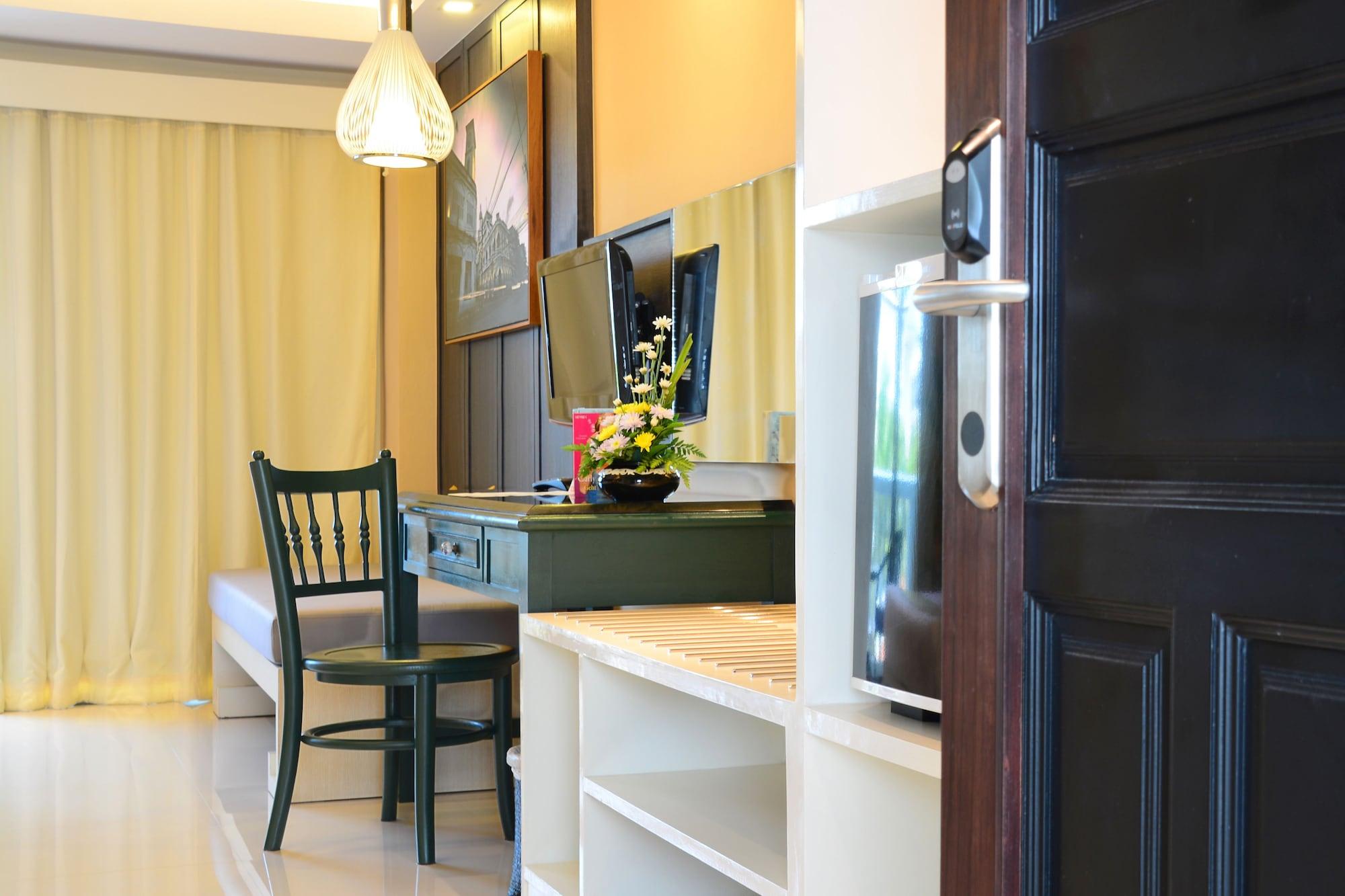 The Old Phuket - - Sha Hotel 4*
